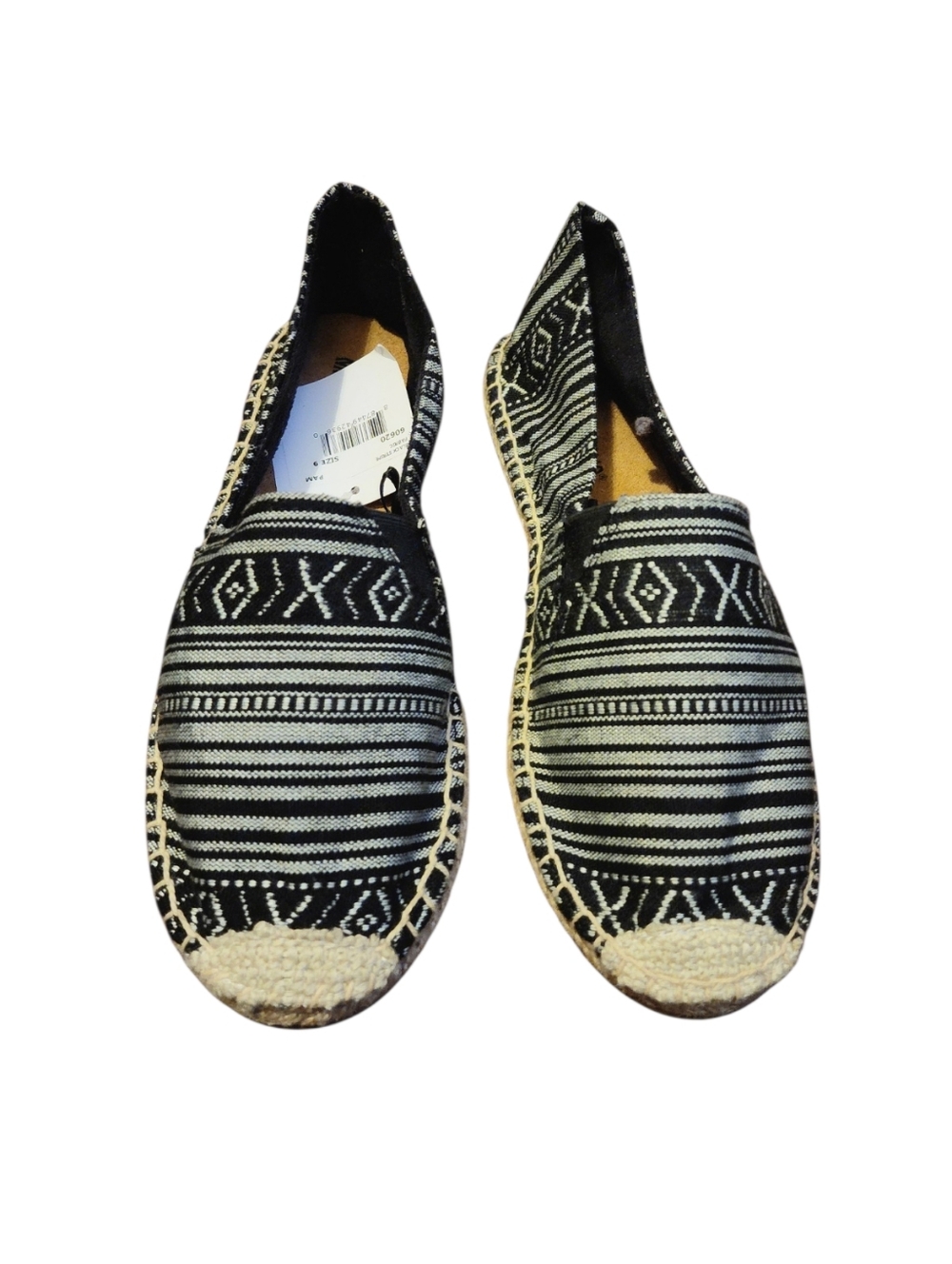 NWT Minnetonka Pam Tribal Print Espadrille Flats, Size 9